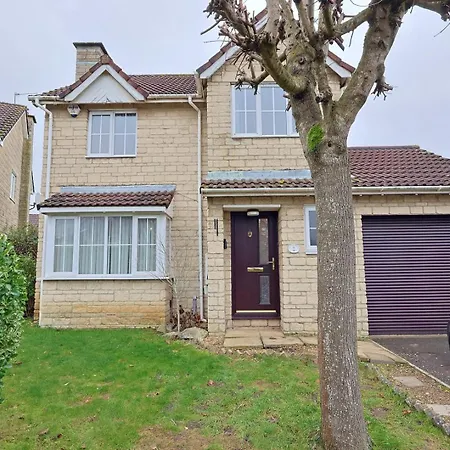 דירה Charming Bradley Stoke 4br With Private Garden בריסטול