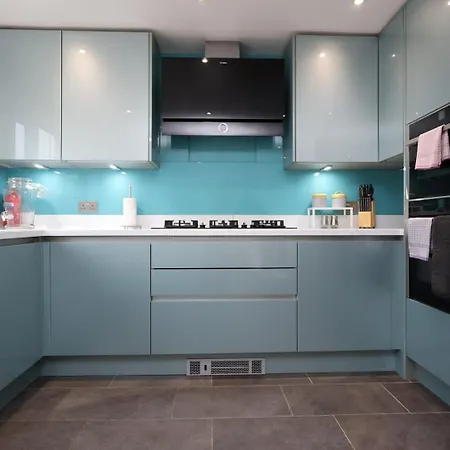 דירה Charming Bradley Stoke 4br With Private Garden *